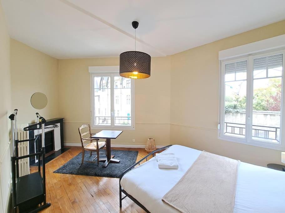 Perth, Bel Appartement Lumineux Reims Extérieur photo