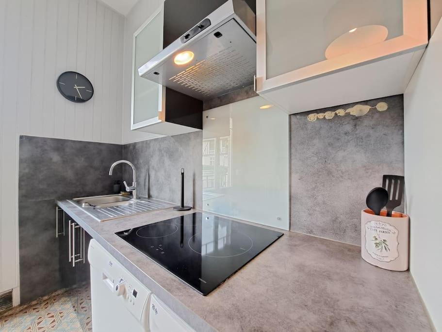 Perth, Bel Appartement Lumineux Reims Extérieur photo